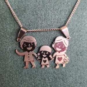 Collier Family argent