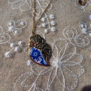 Collier Dores